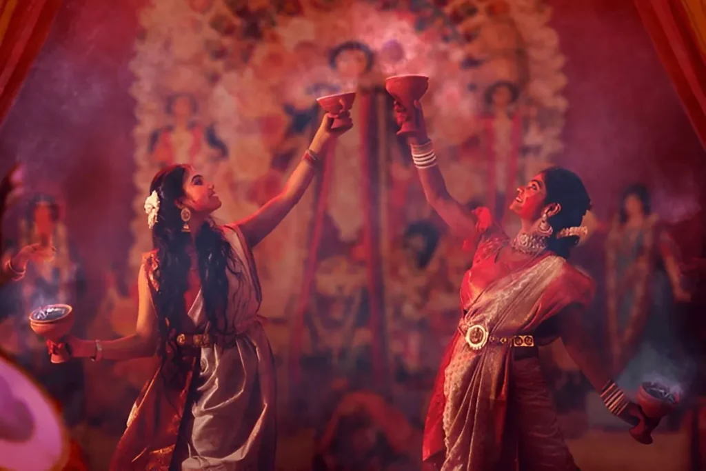 Bengali women performing dhunuchi dance