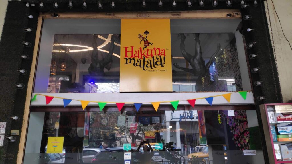 hakuna-matata-park-street-kolkata-continental-restaurant
